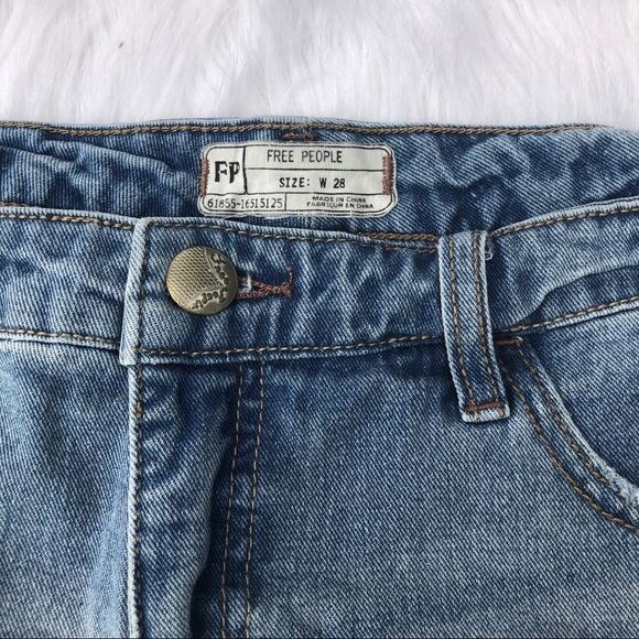 Free People Irreplaceable Distressed Cutoff Shorts - Picture 4 of 7